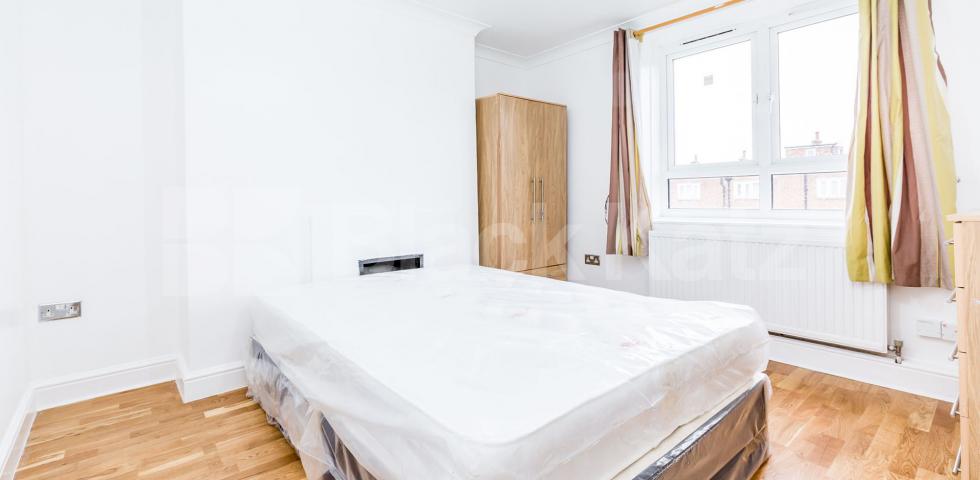 			NEW INSTRUCTION!, 2 Bedroom, 1 bath, 1 reception Flat			 Bennett Crt Axminster Road, HOLLOWAY